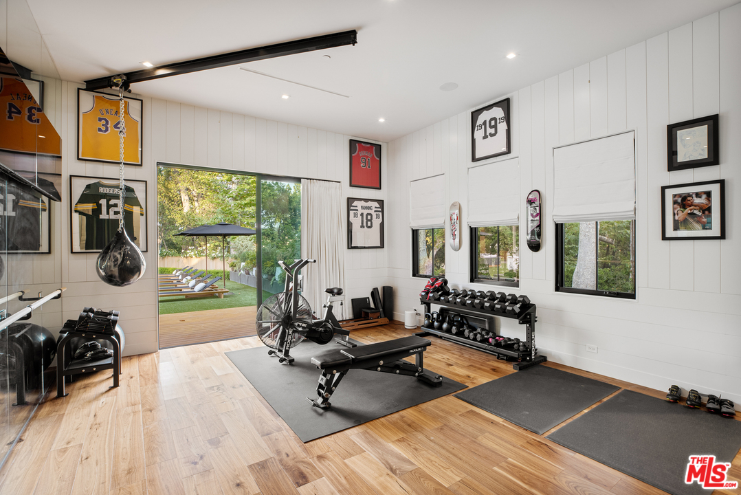 3904 Valley Meadow Road Encino, CA 91436 - Photo 30 of 41