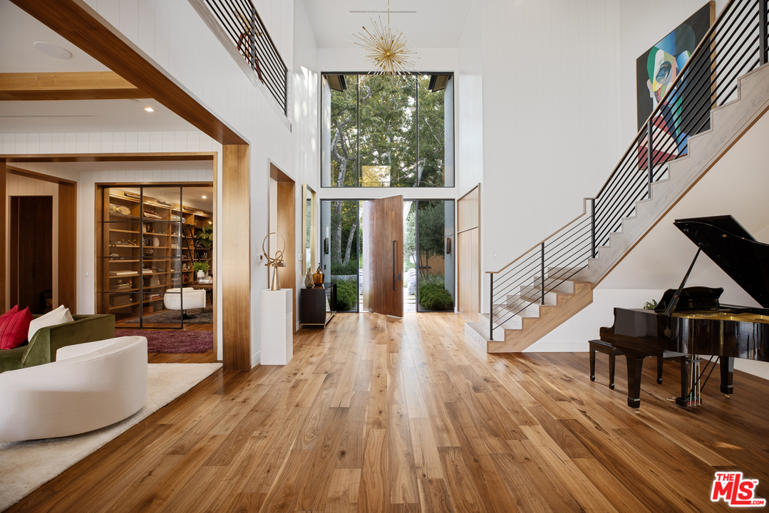 3904 Valley Meadow Road Encino, CA 91436 - Photo 5 of 41