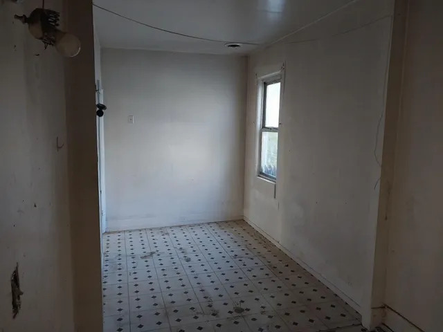 $19,900 | 1810 Carroll Street, Saginaw, MI 48601