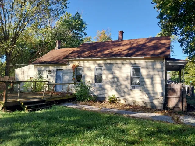 $19,900 | 1810 Carroll Street, Saginaw, MI 48601