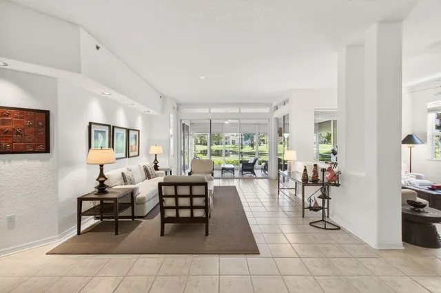 $13,000 | 2512 Coco Plum Boulevard, Unit 1304, Boca Raton, FL 33496