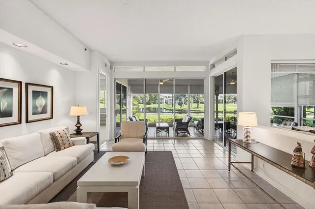 $13,000 | 2512 Coco Plum Boulevard, Unit 1304, Boca Raton, FL 33496