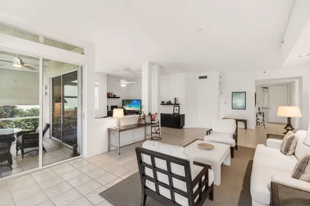 $13,000 | 2512 Coco Plum Boulevard, Unit 1304, Boca Raton, FL 33496