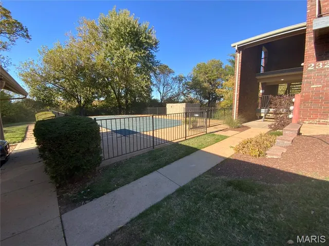 $125,000 | 2327 Kratky Road, Unit C, St. Louis, MO 63114