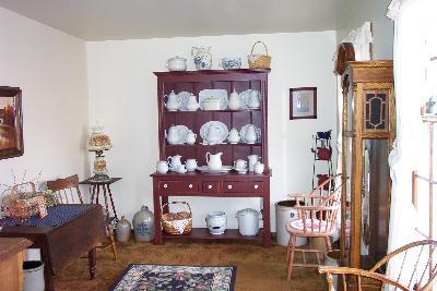 3205 Fischer Road Easton, PA 18045 - Photo 3 of 11 Living room