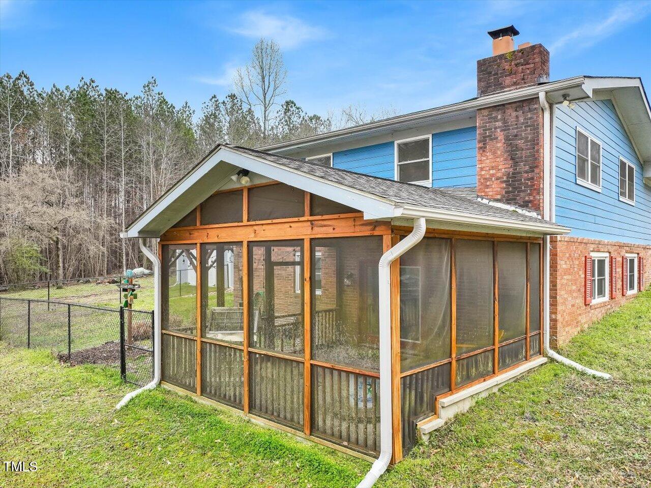 3121 Tarheel Clubhouse Road Raleigh, NC 27604 - Photo 42 of 48 64-Screened Porch