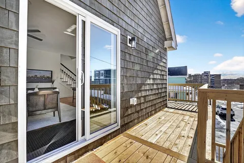 $599,000 | 60 Franklin Street, Unit 60, Melrose, MA 02176