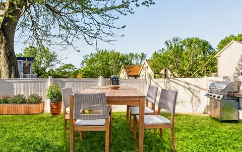 $649,900 | 60 Franklin Street, Unit 60, Melrose, MA 02176