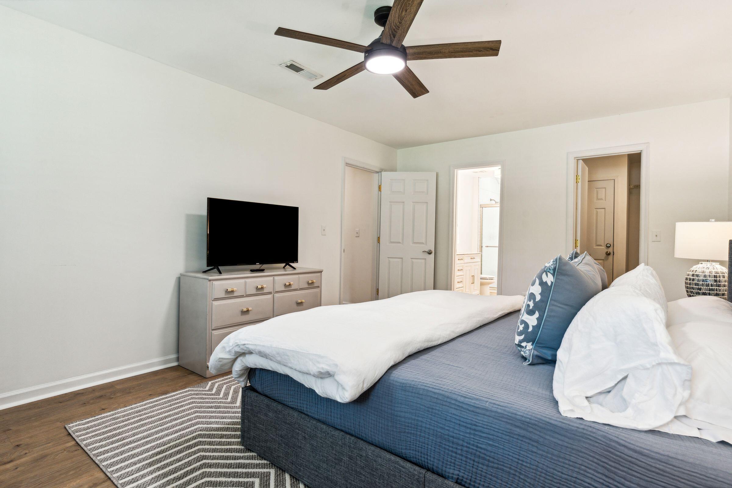 1237 Llewellyn Road Mount Pleasant, SC 29464 - Photo 17 of 44 1237LlewellynRd-KeenEyeMarketing-020