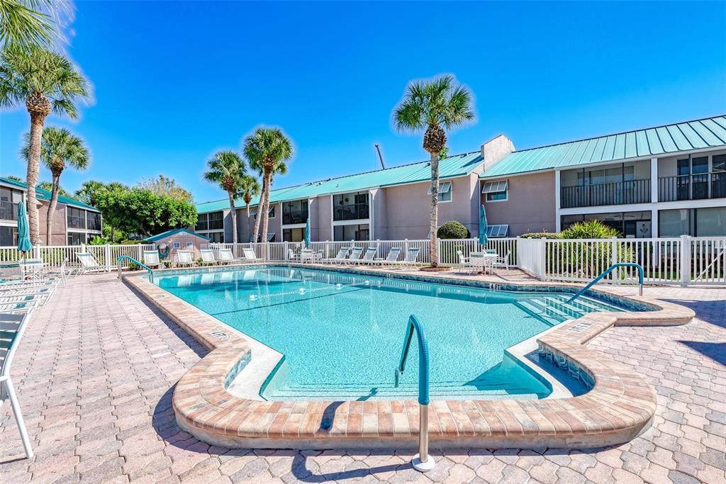 5683 Midnight Pass Road, Unit 105 Sarasota, FL 34242 - Photo 36 of 38