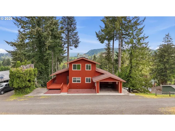 $700,000 | 132 Lake Terrace Drive, Mossyrock, WA 98564