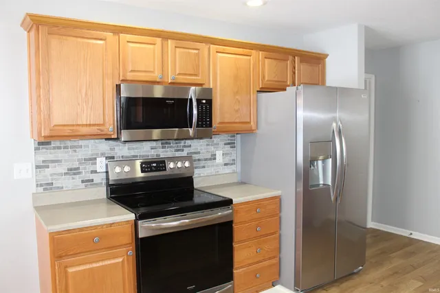 $283,900 | 811 Thomas Drive, Angola, IN 46703