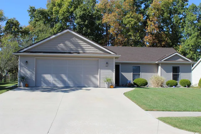 $283,900 | 811 Thomas Drive, Angola, IN 46703