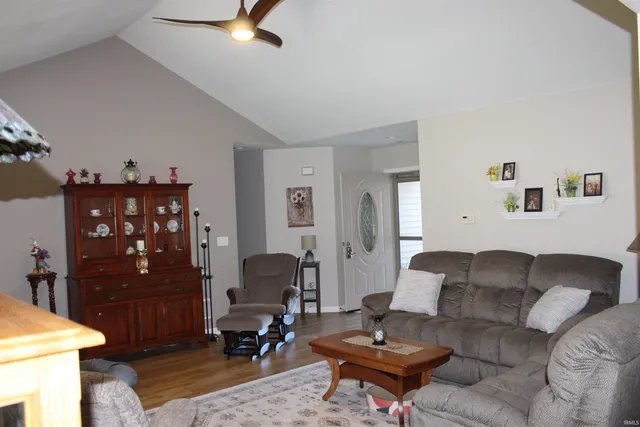 $289,900 | 811 Thomas Drive, Angola, IN 46703