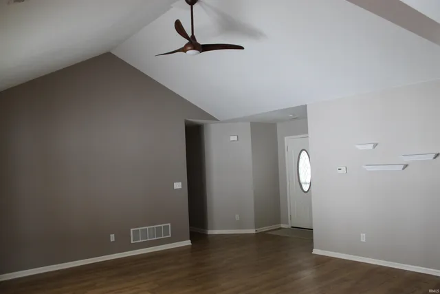 $283,900 | 811 Thomas Drive, Angola, IN 46703