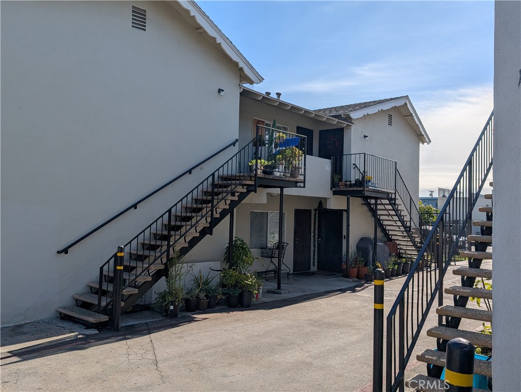 1239 West Brook Street Santa Ana, CA 92703 - Photo 2 of 4 a view of entryway with a front door