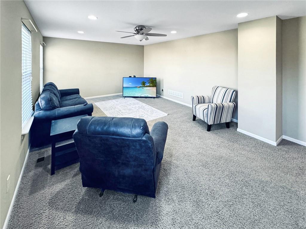 1219 Wildflower Road Warrensburg, MO 64093 - Photo 12 of 30