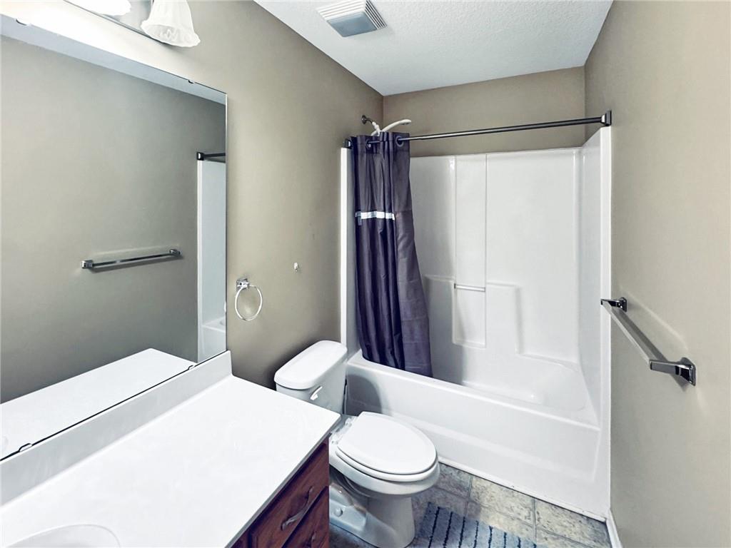 1219 Wildflower Road Warrensburg, MO 64093 - Photo 17 of 30