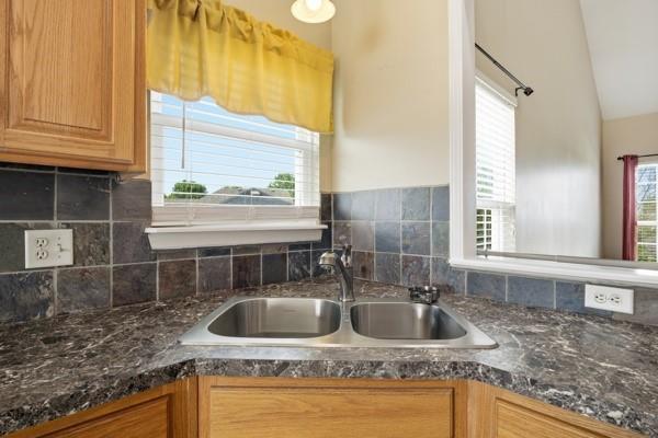 1219 Wildflower Road Warrensburg, MO 64093 - Photo 20 of 48