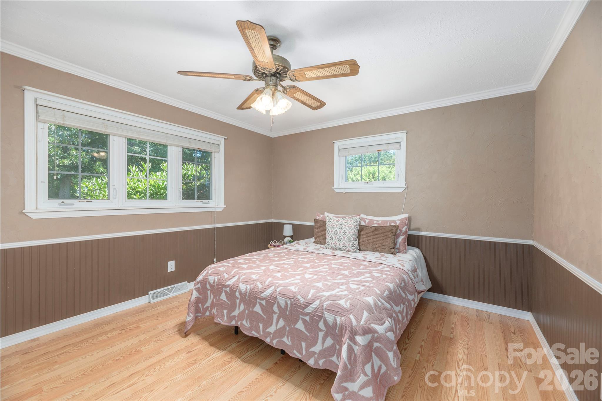 881 Mulberry Street Clyde, NC 28721 - Photo 13 of 29