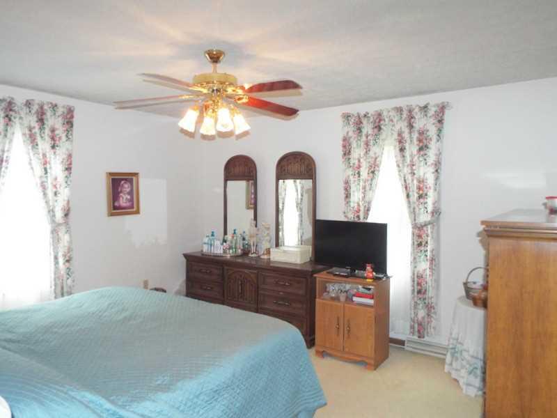 340 Ridge Road Zelienople, PA 16063 - Photo 14 of 23 Bedroom.