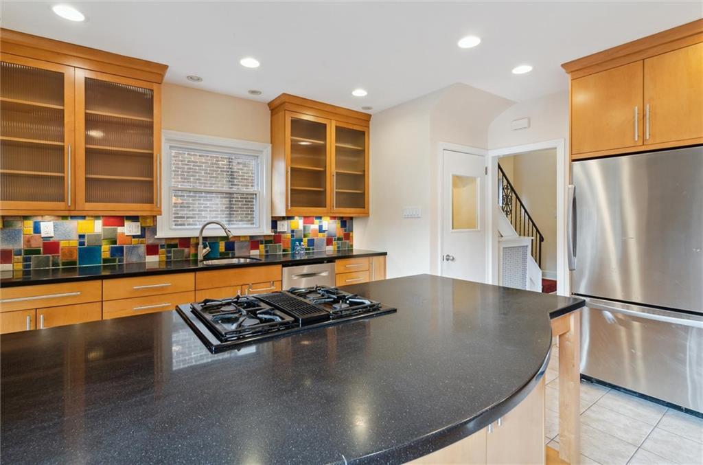 6522 Darlington Road Pittsburgh, PA 15217 - Photo 14 of 44