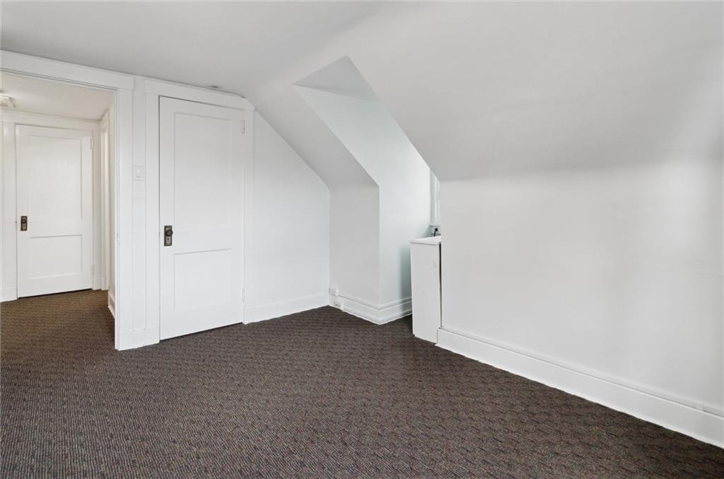 6522 Darlington Road Pittsburgh, PA 15217 - Photo 33 of 44