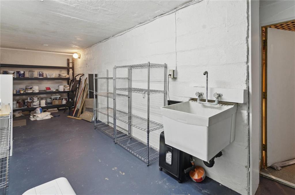 6522 Darlington Road Pittsburgh, PA 15217 - Photo 39 of 44