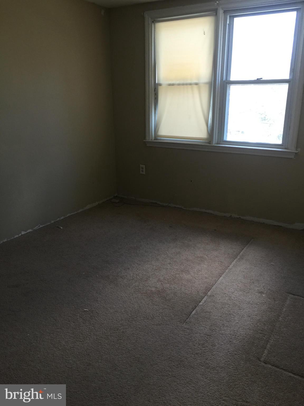 8645 Oak Road Parkville, MD 21234 - Photo 10 of 11 Bedroom