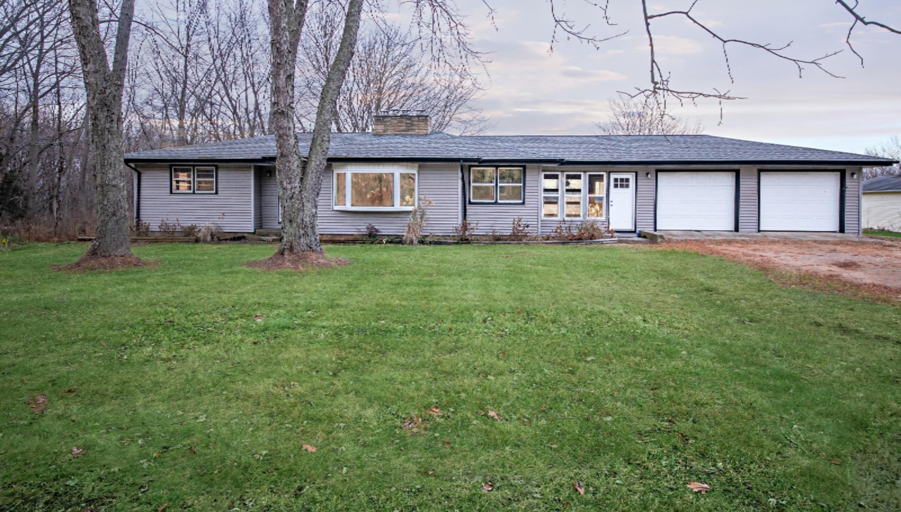 7917 Jericho Road Stevensville, MI 49127 - Photo 1 of 29 DSC05794__