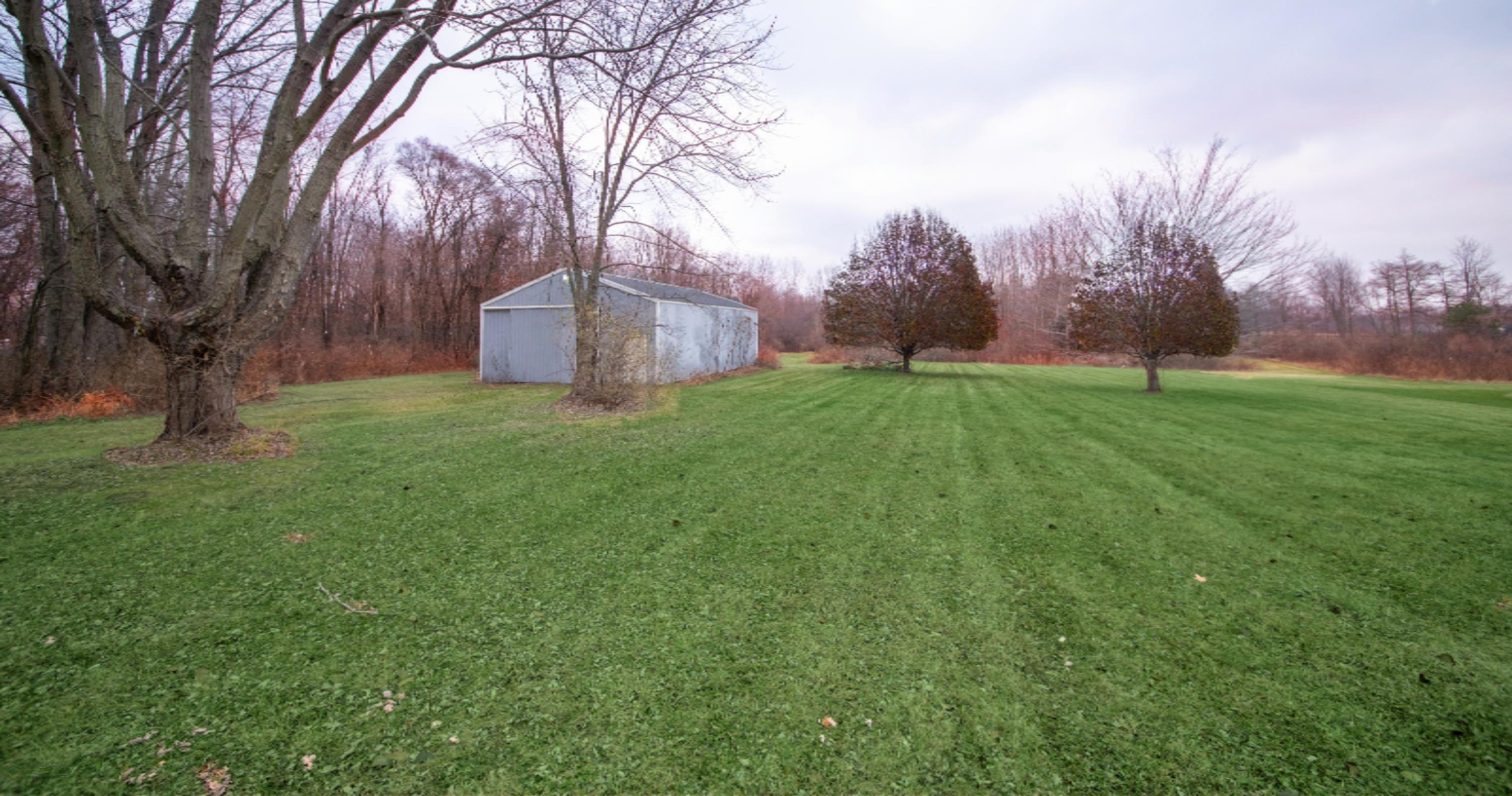7917 Jericho Road Stevensville, MI 49127 - Photo 2 of 29 DSC05801_