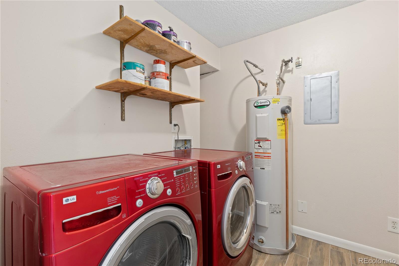 4068 South Atchison Way, Unit 202 Aurora, CO 80014 - Photo 24 of 33 a utility room with dryer and washer