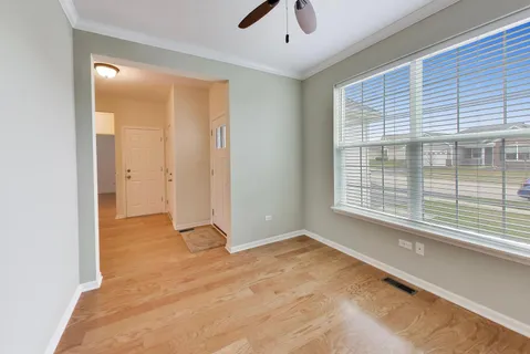 $389,900 | 1824 Alta Drive, Volo, IL 60020