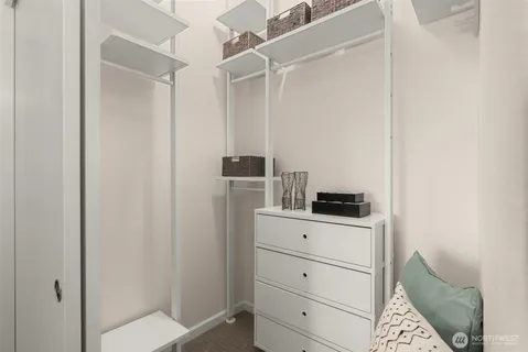 $335,000 | 1323 Boren Avenue, Unit 615, Seattle, WA 98101