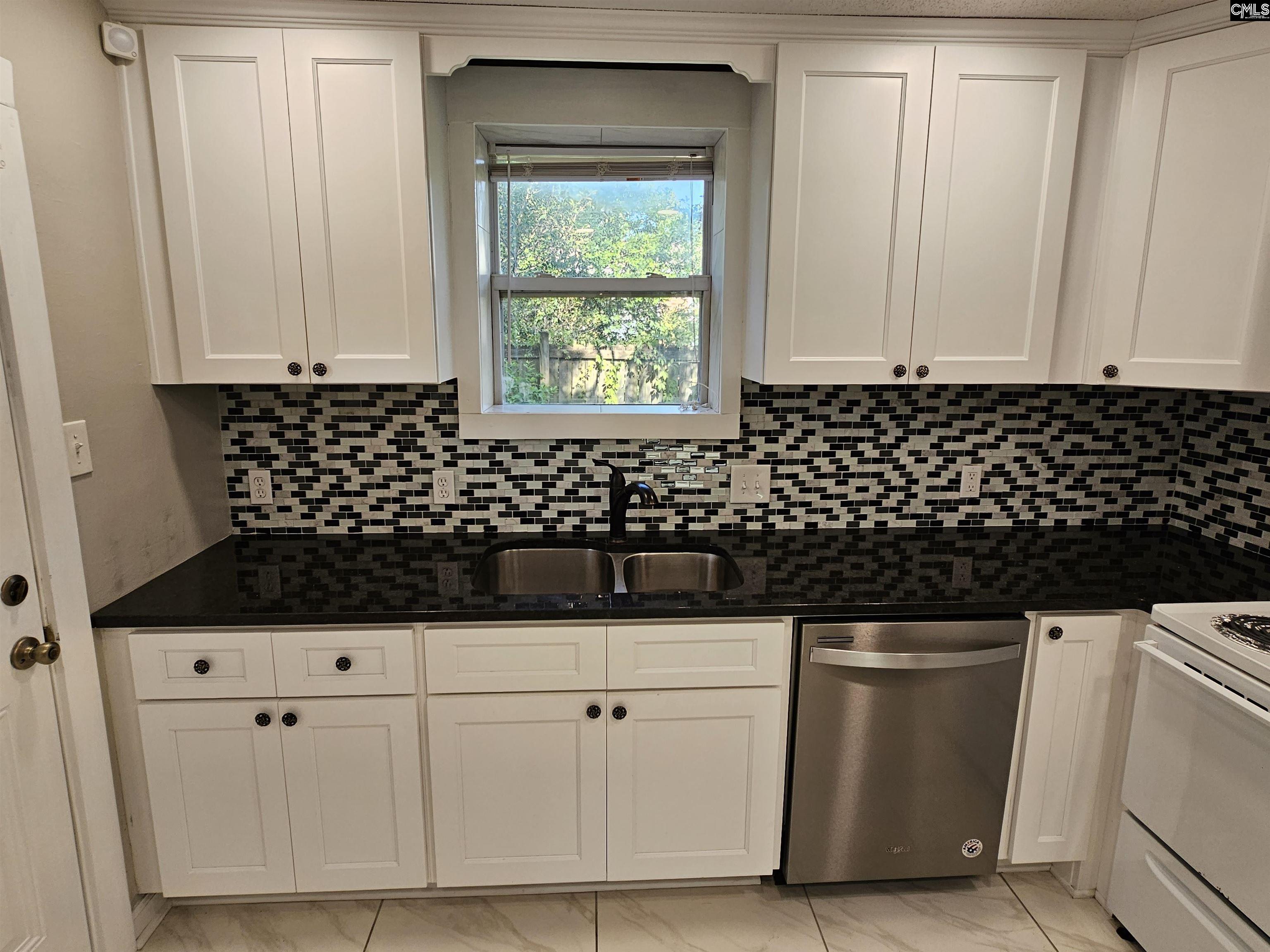 802 South Kilbourne Road Columbia, SC 29205 - Photo 7 of 18