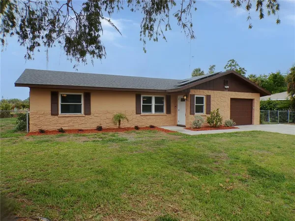 $405,000 | 1622 17th Street East, Bradenton, FL 34208
