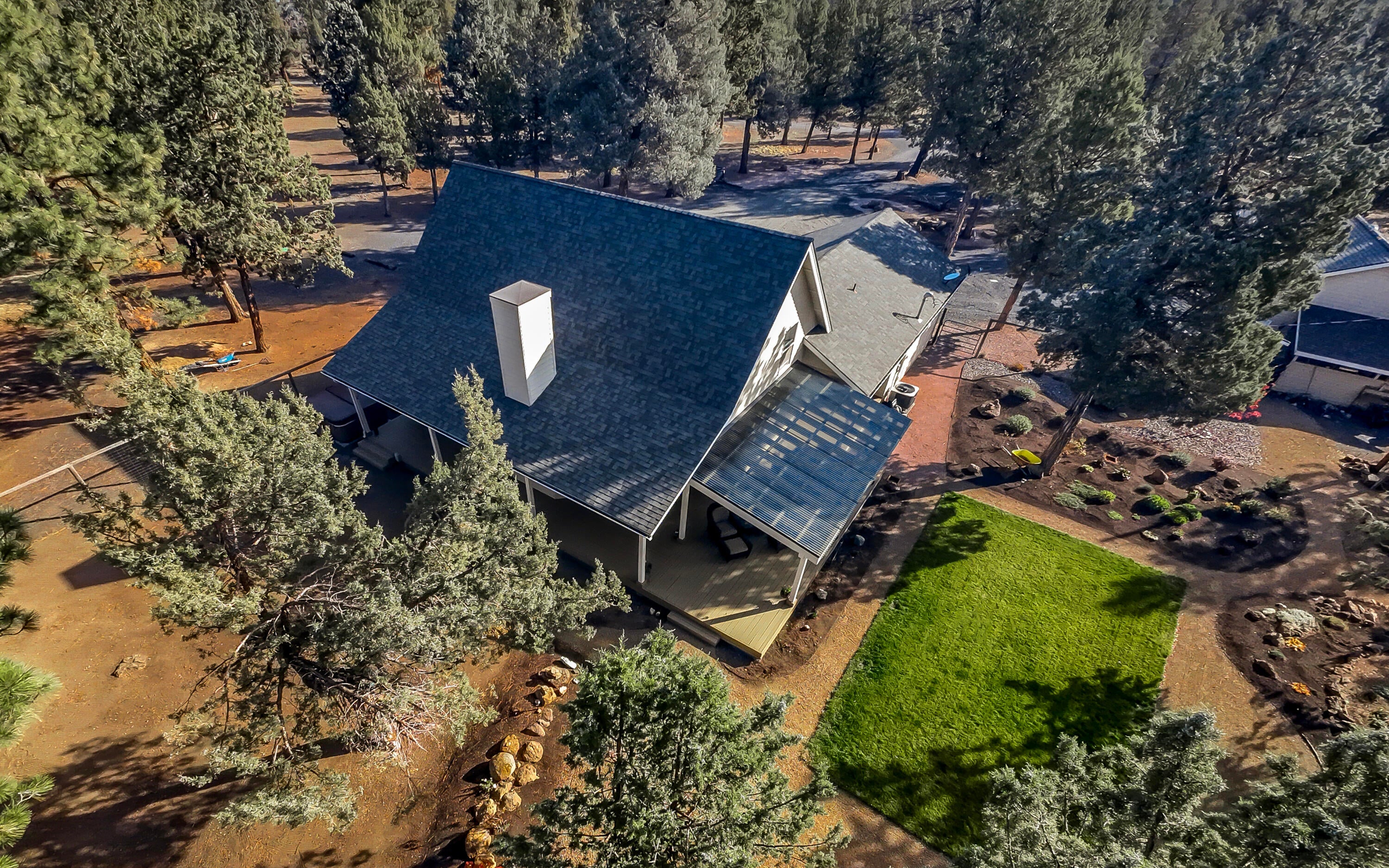 69469 Carlton Road Sisters, OR 97759 - Photo 3 of 44 3