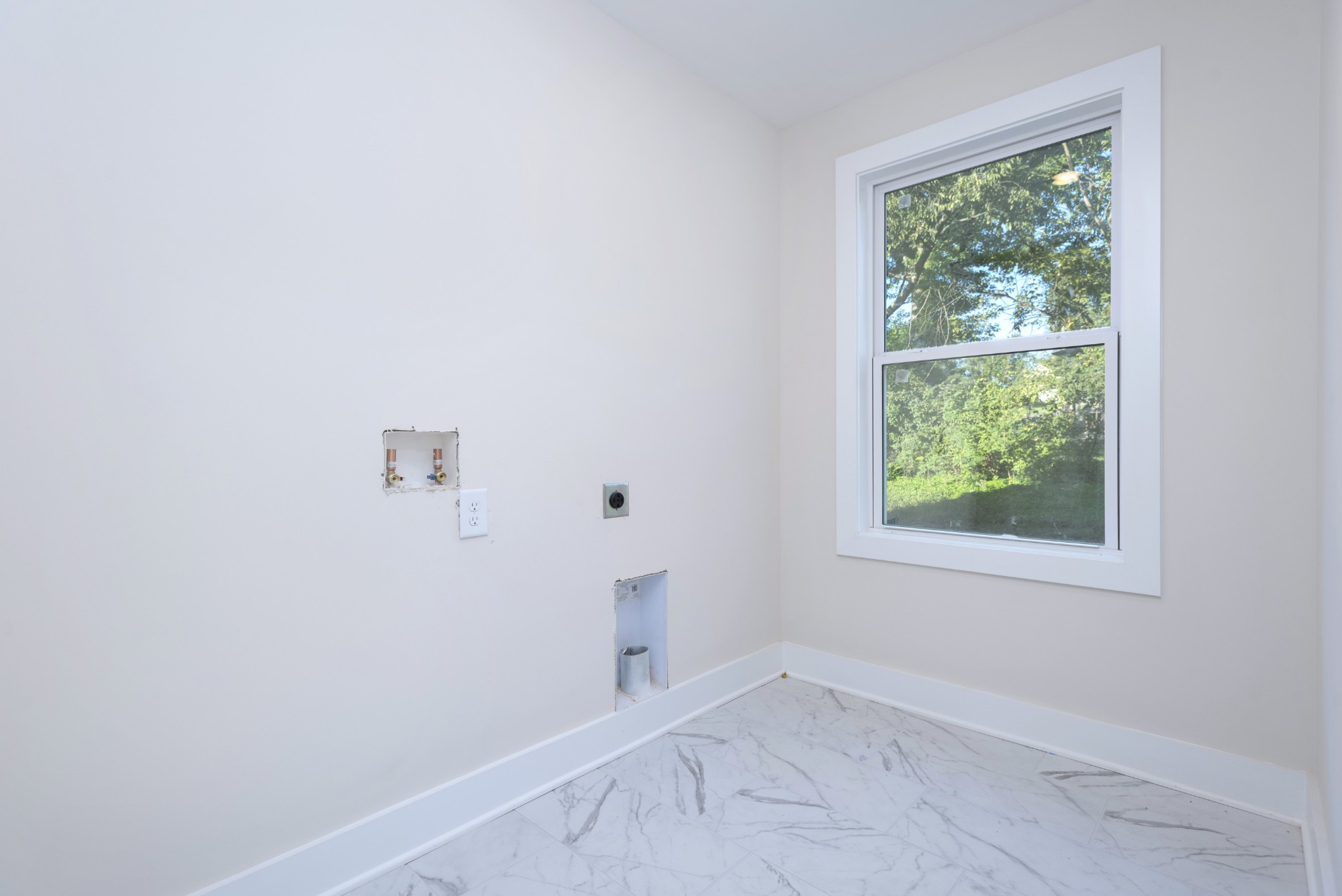 1408 B Riverside Drive Nashville, TN 37206 - Photo 8 of 21 Gallery Image 8