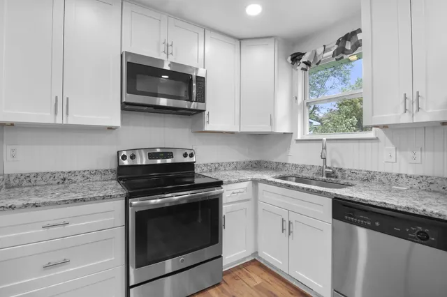 $1,250 | 222 Mark Spitz Drive, Clarksville, TN 37042