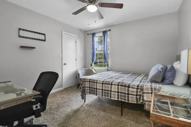 $1,250 | 222 Mark Spitz Drive, Clarksville, TN 37042