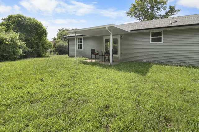 $1,250 | 222 Mark Spitz Drive, Clarksville, TN 37042