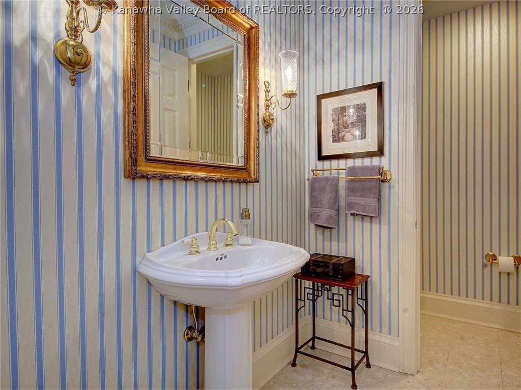 16 Chatwood Road Charleston, WV 25304 - Photo 9 of 50 Gallery Image 9
