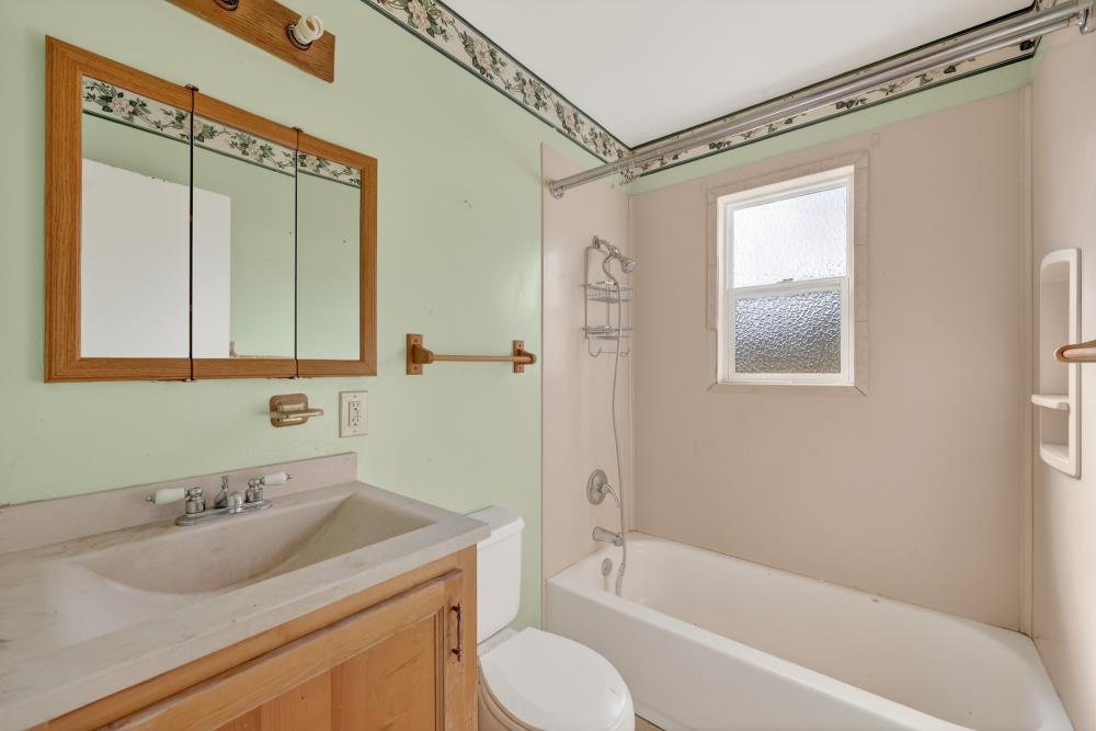 1014 Coloma Way Roseville, CA 95661 - Photo 18 of 32