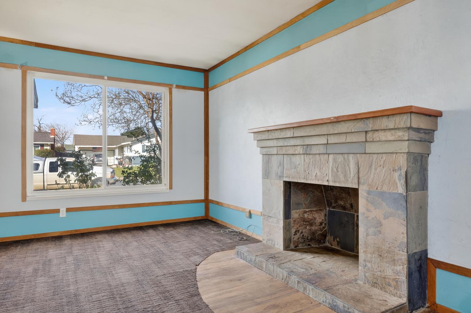 1014 Coloma Way Roseville, CA 95661 - Photo 8 of 32