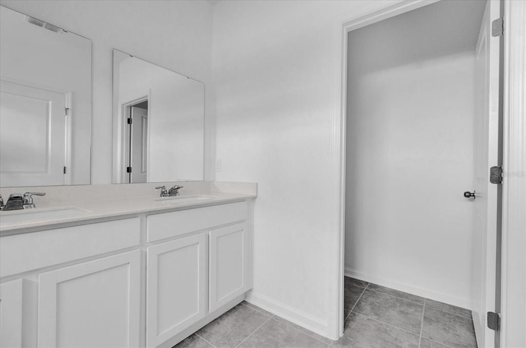 2474 Skyline Loop Kissimmee, FL 34758 - Photo 14 of 21