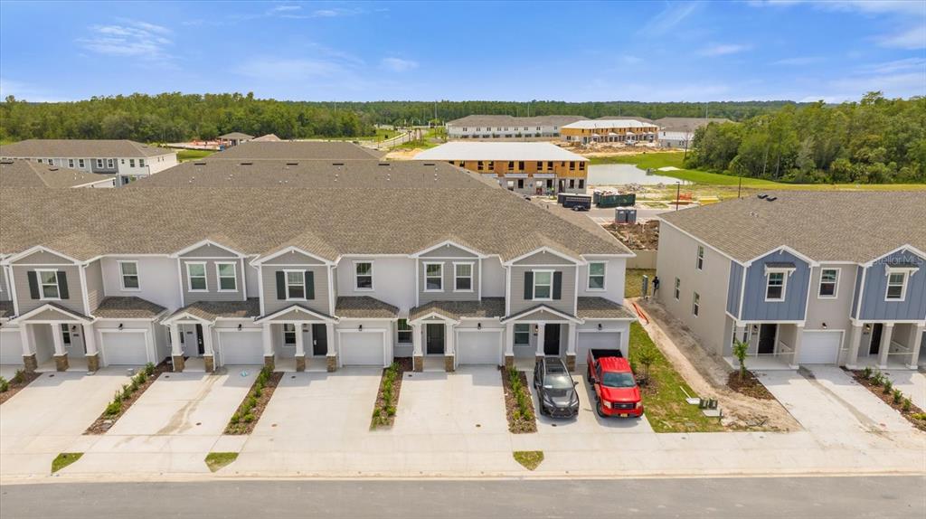 2474 Skyline Loop Kissimmee, FL 34758 - Photo 2 of 21