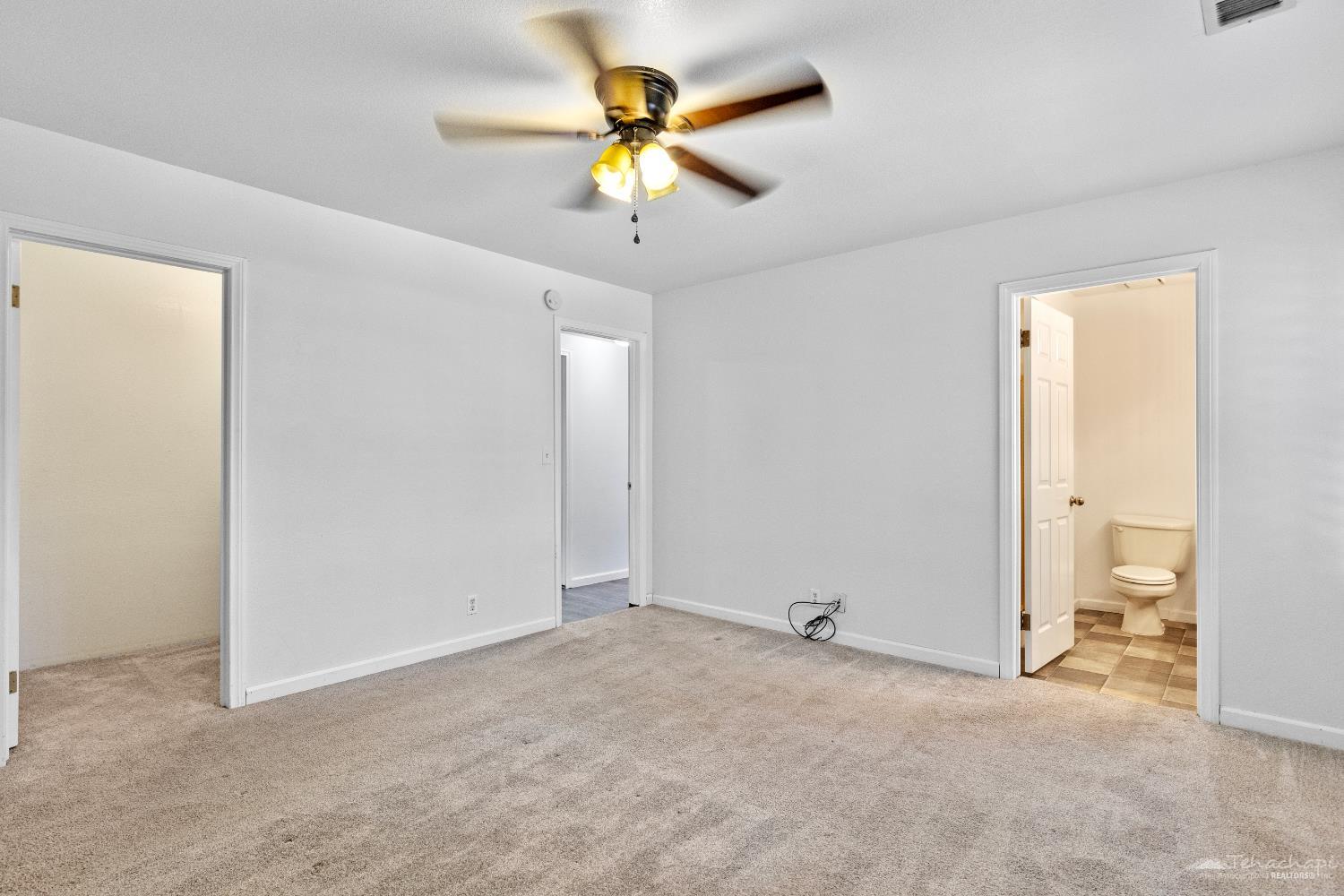 30461 South Valley Road Tehachapi, CA 93561 - Photo 12 of 27 Gallery Image 12