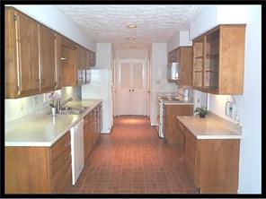 5333 Hawks Point Road, Unit 119 Indianapolis, IN 46226 - Photo 13 of 24 Gallery Image 13