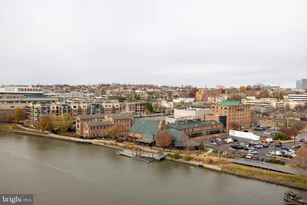 $3,500 | 105 Christina Landing Drive, Wilmington, DE 19801