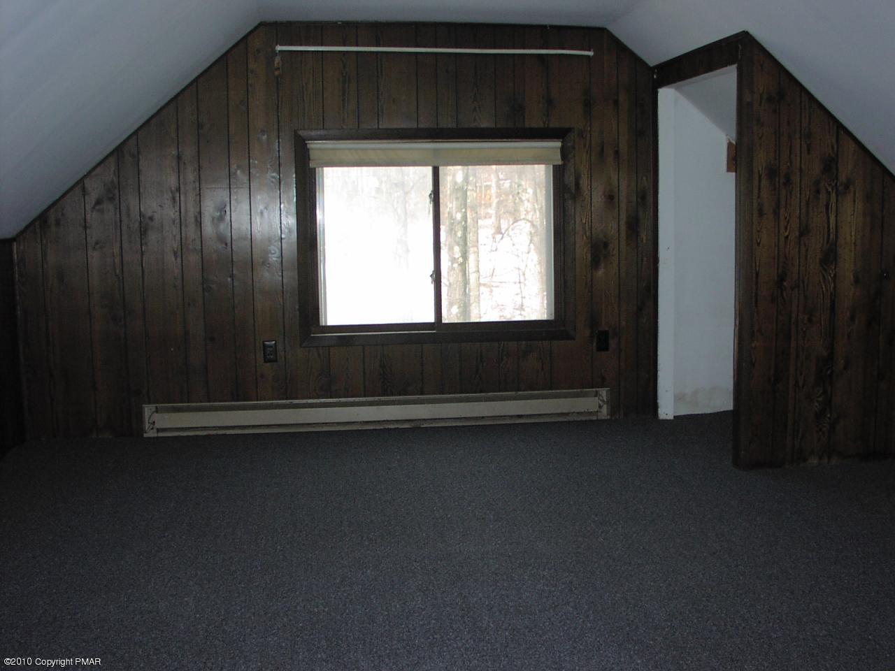 3165 Snow Hill Road Cresco, PA 18326 - Photo 8 of 8 Loft